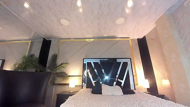 Princess Violett online show from November 2025 02:39:02 PM