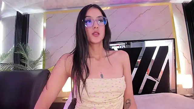 Princess Violett online show from March 2025 04:47:02 PM