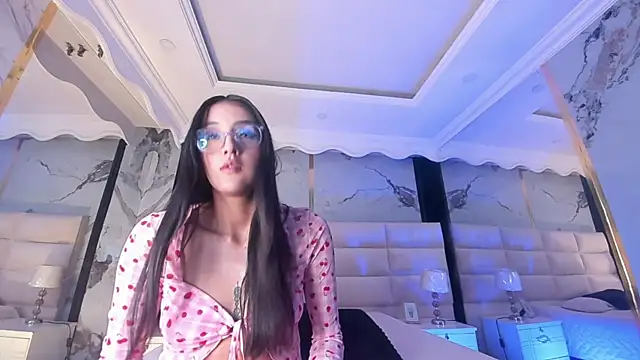 Princess Violett online show from November 2025 02:39:01 PM