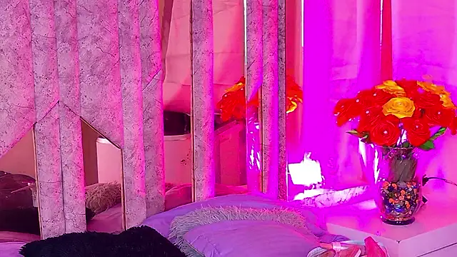 SarahBrunet online show from February 2026 11:15:01 PM