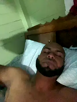 Snapshot of islandvybee55 chatting on September 2025 06:58:02 AM islandvybee55 online show from September 2025 06:58:02 AM