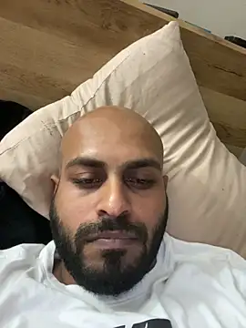 islandvybee55 online show from April 2026 02:34:01 PM