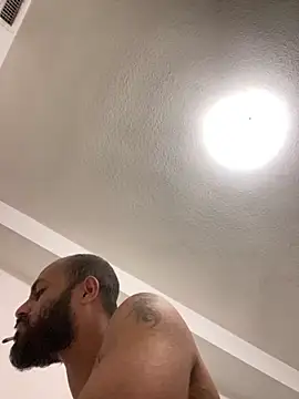 Snapshot of islandvybee55 chatting on February 2025 04:36:01 AM islandvybee55 online show from February 2025 04:36:01 AM