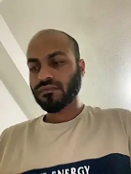 Snapshot of islandvybee55 chatting on January 2025 07:52:02 AM islandvybee55 online show from January 2025 07:52:02 AM