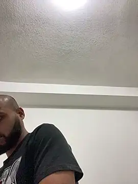 Snapshot of islandvybee55 chatting on January 2025 01:08:01 AM islandvybee55 online show from January 2025 01:08:01 AM