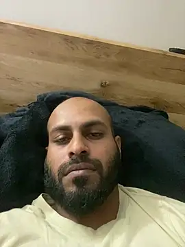 islandvybee55 online show from March 2026 12:53:02 PM