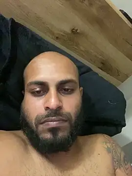 islandvybee55 online show from March 2026 06:33:02 PM