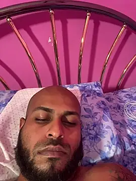 islandvybee55 online show from February 2026 04:25:02 AM