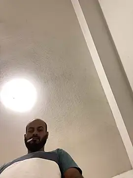 Snapshot of islandvybee55 chatting on January 2025 03:42:02 AM islandvybee55 online show from January 2025 03:42:02 AM