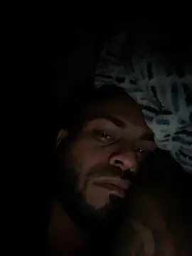 Snapshot of islandvybee55 chatting on February 2025 08:43:02 AM islandvybee55 online show from February 2025 08:43:02 AM