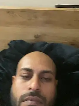 islandvybee55 online show from March 2026 03:02:02 PM