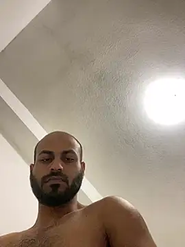 Snapshot of islandvybee55 chatting on January 2025 04:47:02 AM islandvybee55 online show from January 2025 04:47:02 AM