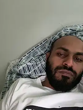 Snapshot of islandvybee55 chatting on March 2025 03:06:01 PM islandvybee55 online show from March 2025 03:06:01 PM