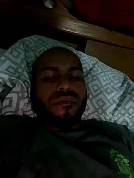 Snapshot of islandvybee55 chatting on October 2025 06:54:01 AM islandvybee55 online show from October 2025 06:54:01 AM