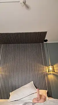 MiaPetit  online show from December 2025 07:05:02 PM