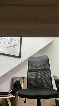 MiaPetit  online show from December 2025 06:13:01 PM