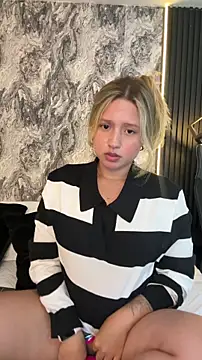 MiaPetit  online show from October 2025 12:11:01 AM