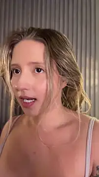 MiaPetit  online show from April 2026 07:52:01 PM