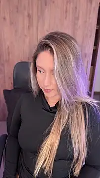 MiaPetit  online show from June 2026 09:12:01 PM