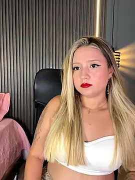 MiaPetit  online show from September 2025 11:38:02 PM