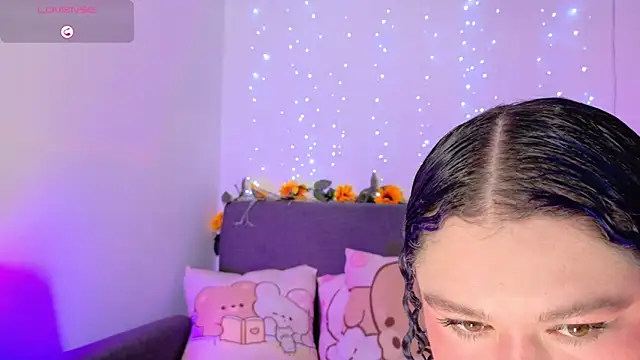 lunitaa0 online show from May 2026 12:38:02 PM
