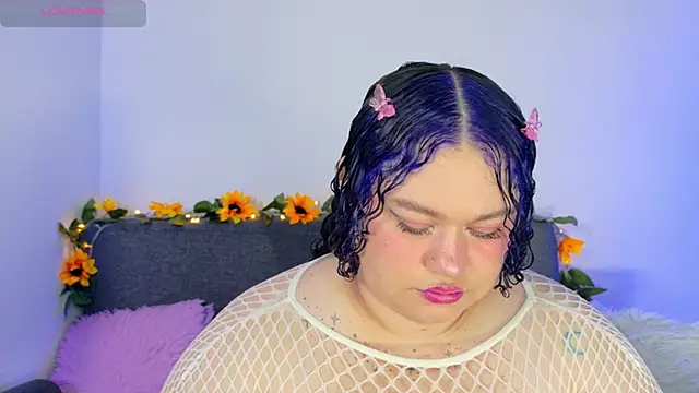 lunitaa0 online show from March 2026 04:12:01 AM