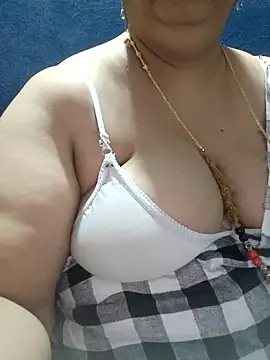 tamilthanushri online show from April 2026 09:33:01 AM