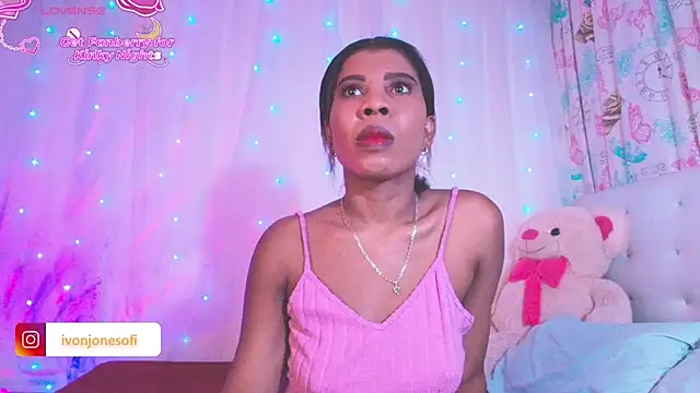 ivonjoness online show from November 2025 04:05:02 AM