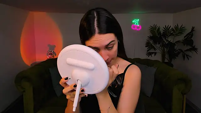 Snapshot of _shyy_girl chatting on October 2025 06:06:01 AM shyy girl online show from October 2025 06:06:01 AM