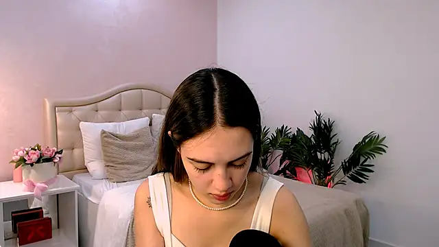 Snapshot of _shyy_girl chatting on September 2025 06:09:01 AM shyy girl online show from September 2025 06:09:01 AM