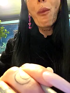 Snapshot of cicciolina chatting on February 2025 08:11:02 PM cicciolina online show from February 2025 08:11:02 PM