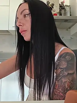 cicciolina online show from November 2025 01:37:02 PM