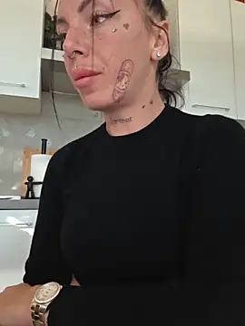 cicciolina online show from November 2025 12:42:01 PM