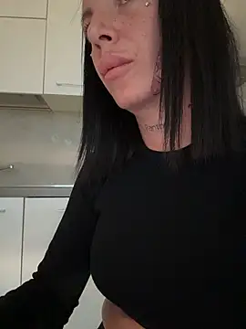 cicciolina online show from November 2025 01:43:02 PM