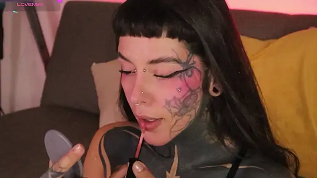 Snapshot of FairyFlexxxx chatting on March 2026 11:56:01 PM FairyFlexxxx online show from March 2026 11:56:01 PM