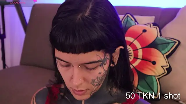 Snapshot of FairyFlexxxx chatting on February 2026 03:24:01 PM FairyFlexxxx online show from February 2026 03:24:01 PM