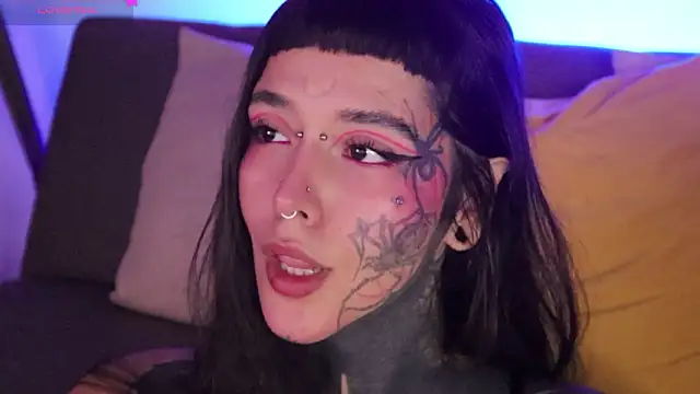 Snapshot of FairyFlexxxx chatting on February 2026 11:48:01 PM FairyFlexxxx online show from February 2026 11:48:01 PM