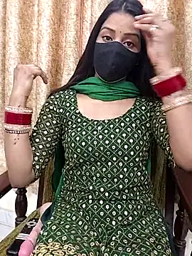 Snapshot of Hotty-anushka chatting on March 2025 10:55:01 AM Hotty-anushka online show from March 2025 10:55:01 AM