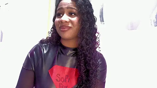 Sofi Fox  online show from April 2026 04:03:01 AM