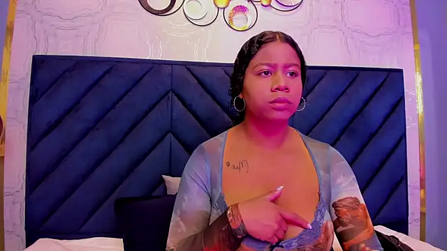 Sofi Fox  online show from January 2026 07:09:01 PM