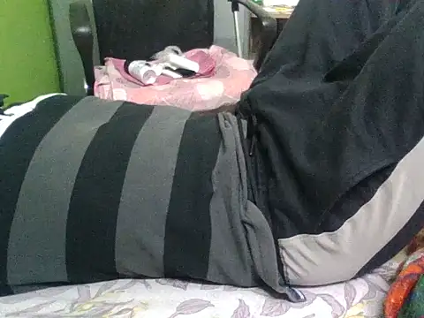 Snapshot of bangalorebulli chatting on November 2025 06:14:01 PM bangalorebulli online show from November 2025 06:14:01 PM