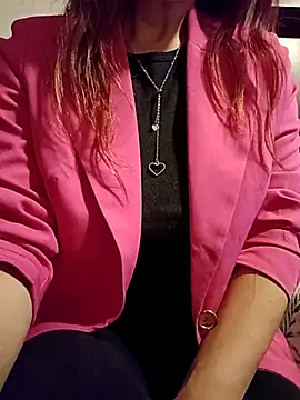 Snapshot of KITTEN-10 chatting on October 2025 03:39:01 AM KITTEN-10 online show from October 2025 03:39:01 AM