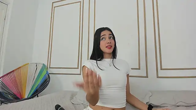 Snapshot of natalia_aguirre1 chatting on March 2025 06:39:02 PM natalia aguirre1 online show from March 2025 06:39:02 PM