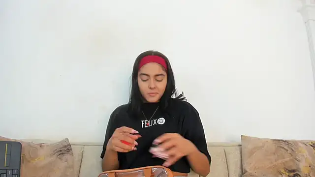 Snapshot of natalia_aguirre1 chatting on October 2025 12:28:02 PM natalia aguirre1 online show from October 2025 12:28:02 PM