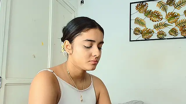 Snapshot of natalia_aguirre1 chatting on September 2025 01:28:02 PM natalia aguirre1 online show from September 2025 01:28:02 PM