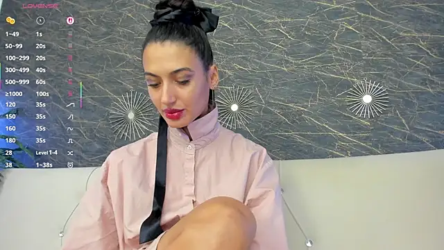 Snapshot of moona_ray chatting on November 2025 08:58:01 PM moona ray online show from November 2025 08:58:01 PM