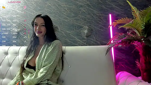 moona ray online show from September 2025 07:28:02 PM
