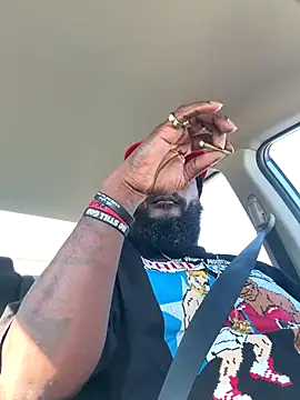 SukItSlo444 online show from November 2025 05:28:01 PM