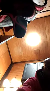 SukItSlo444 online show from December 2024 04:33:01 AM