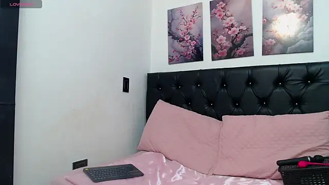 abigail f00x online show from March 2026 12:42:02 PM